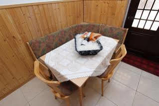 Pupa Apartment *